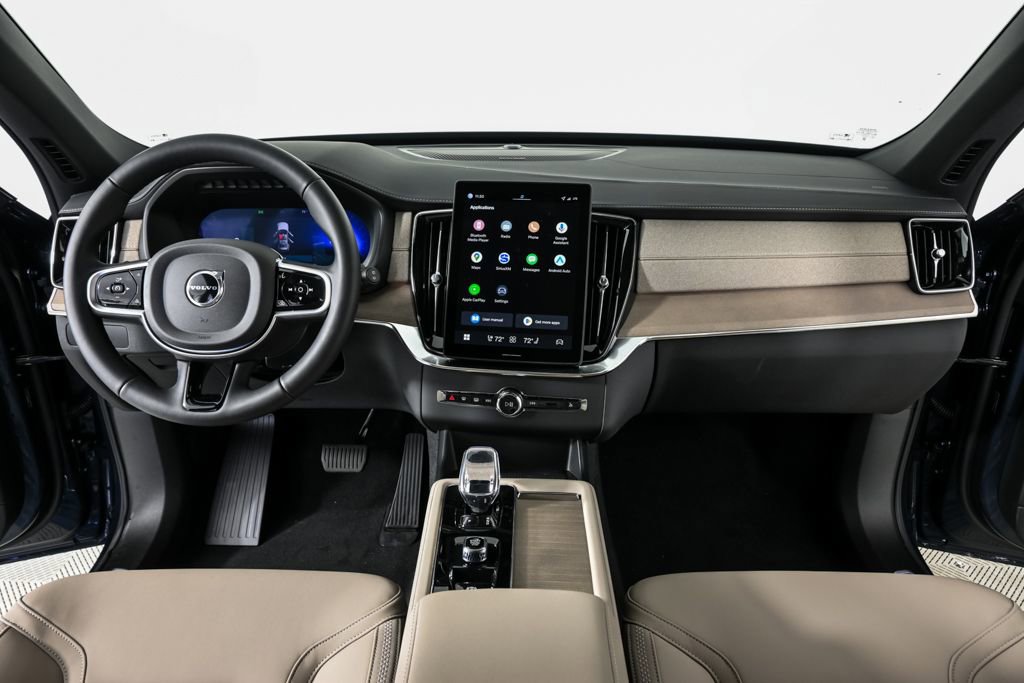 Certified 2026 Volvo XC90 B6 Plus w/ Protection Package Premier image 20
