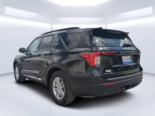 Used 2025 Ford Explorer Active RWD image 5