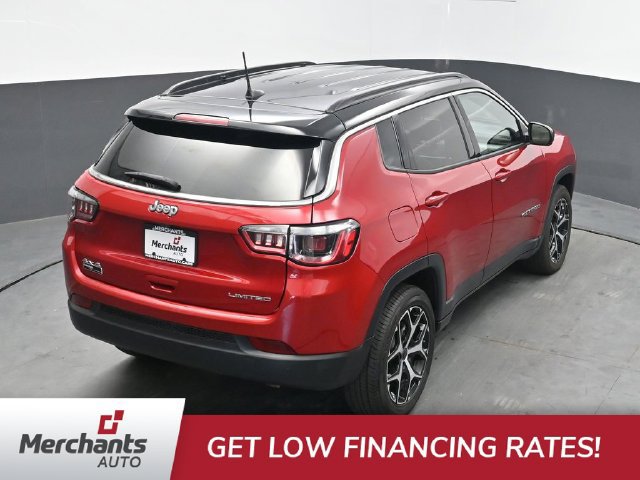Used 2025 Jeep Compass Limited AWD/4WD image 31