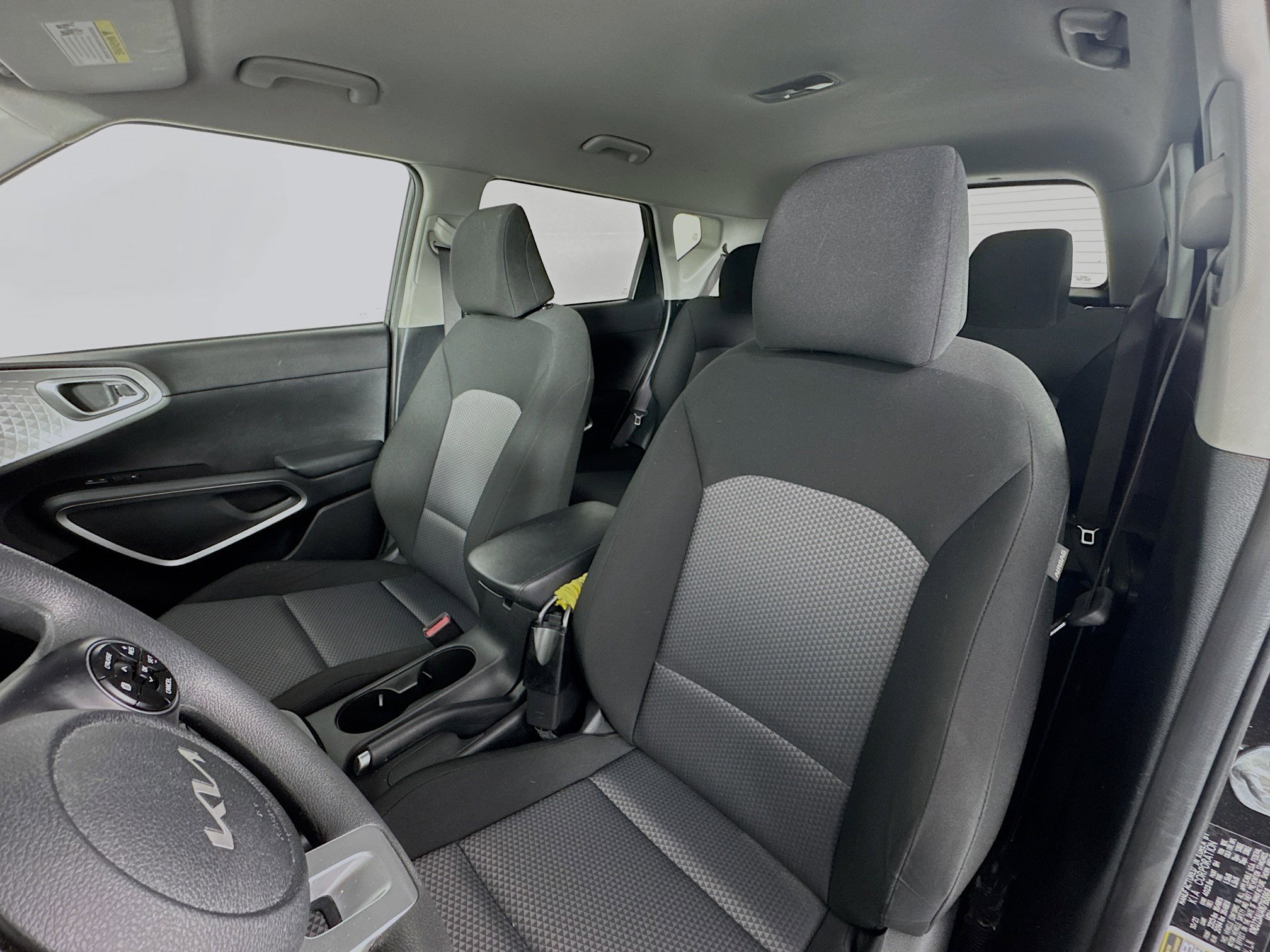 Used 2022 Kia Soul LX image 19