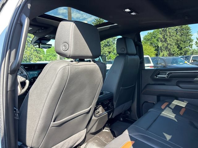 Used 2024 GMC Sierra 2500 AT4 w/ AT4 Premium Plus Package AWD/4WD image 9