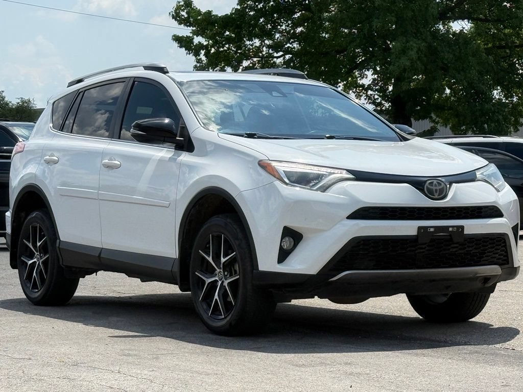 Used 2017 Toyota RAV4 SE FWD image 8