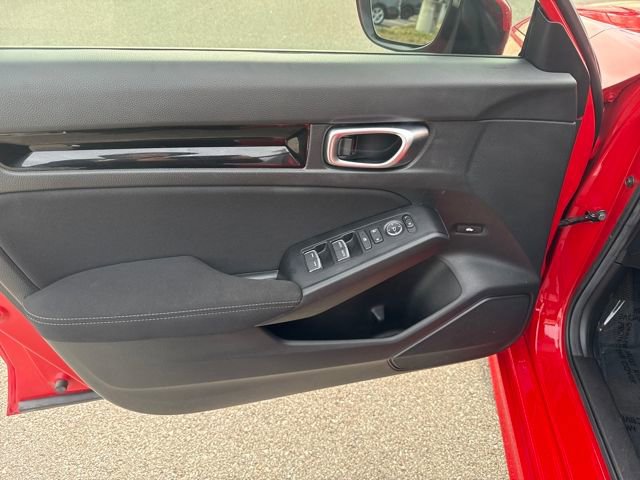 Certified 2024 Honda Civic EX image 9