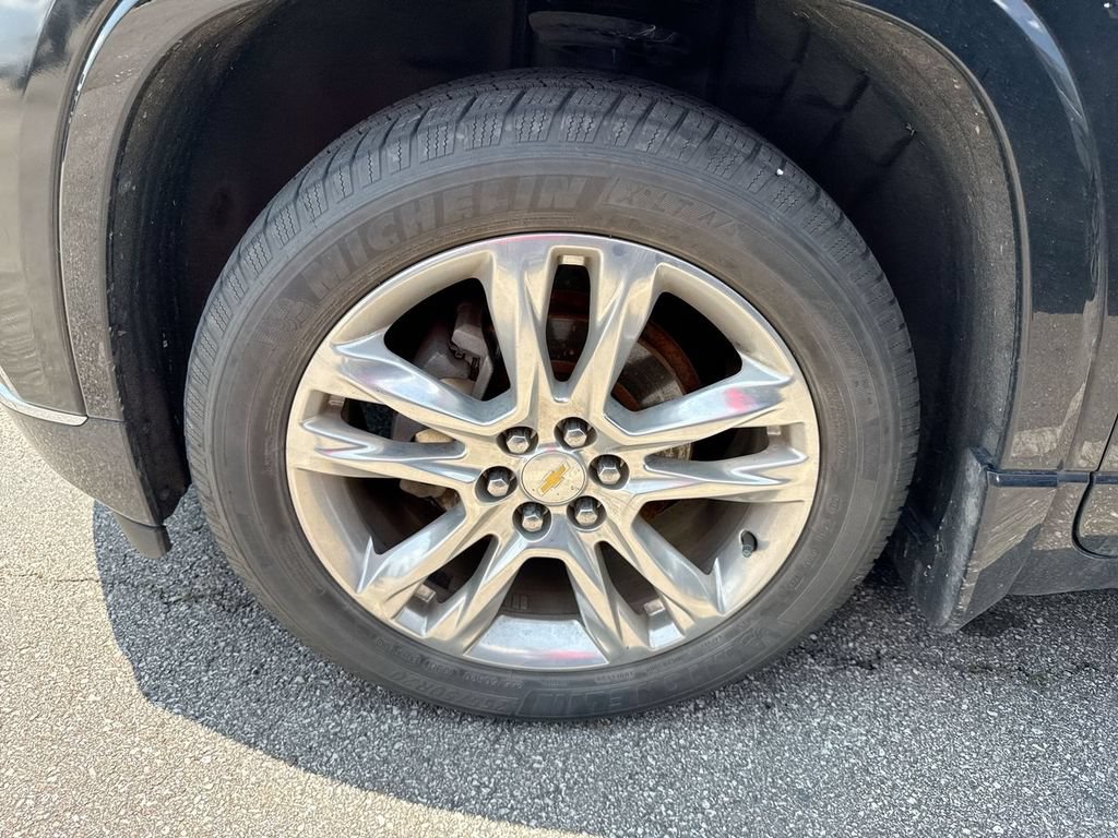 Used 2018 Chevrolet Traverse High Country AWD/4WD image 13