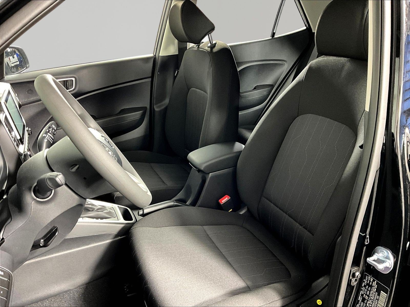 New 2026 Hyundai Venue SE FWD image 16