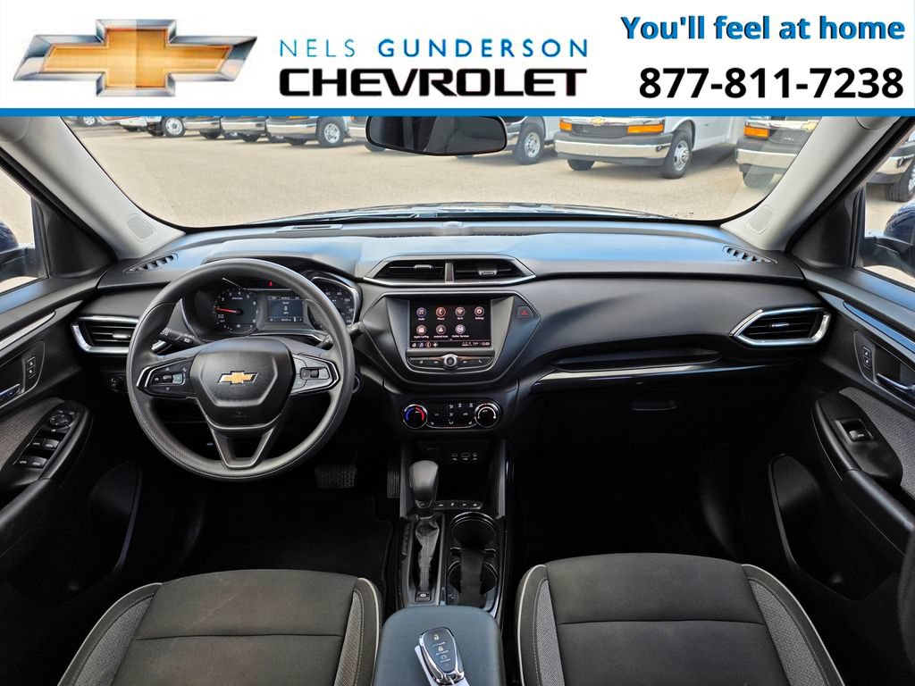Used 2022 Chevrolet TrailBlazer LT FWD image 12
