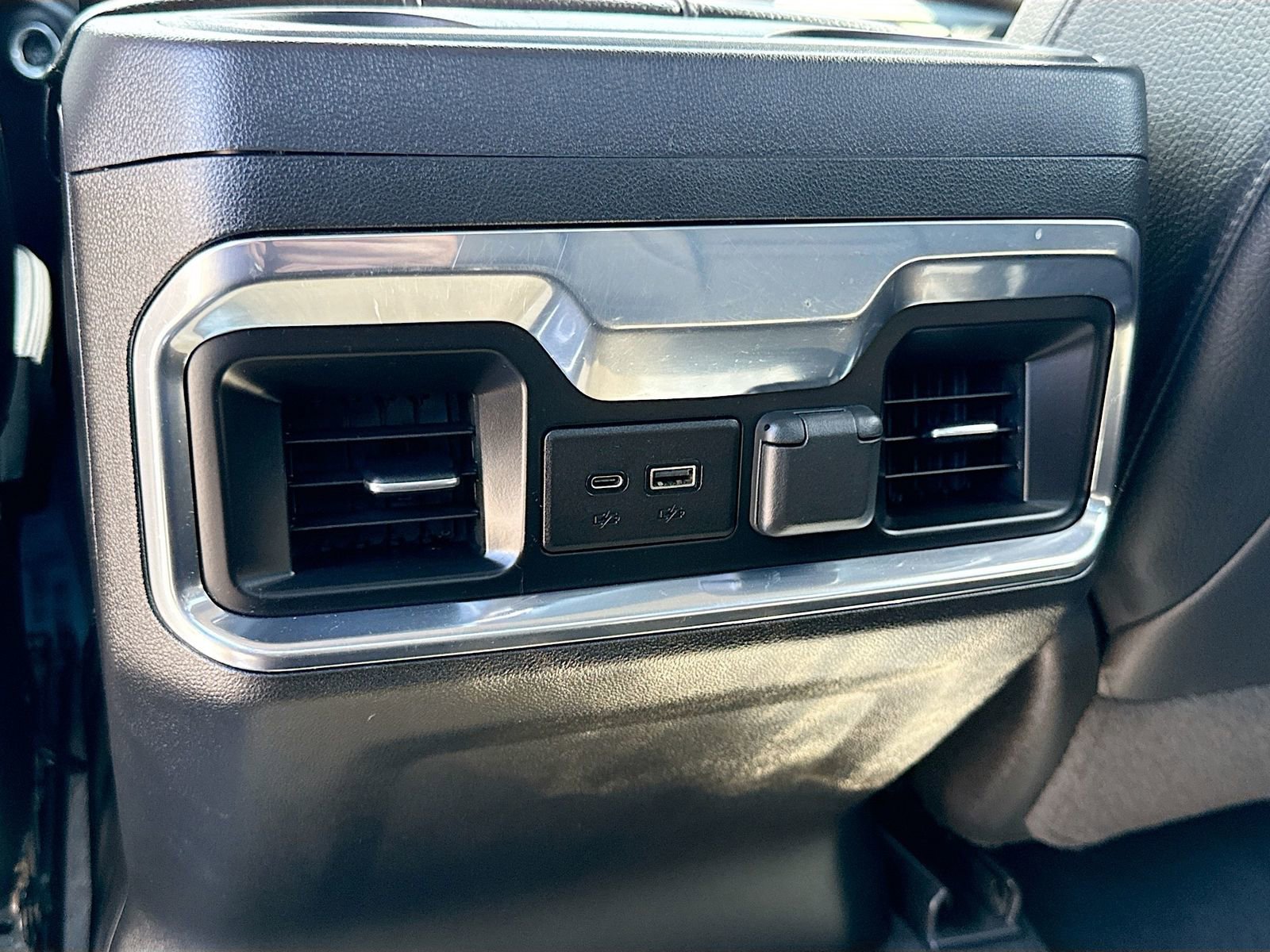 Used 2022 GMC Sierra 2500 Denali w/ Technology Package image 27