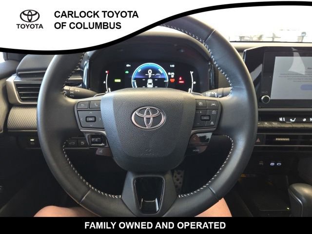 Used 2025 Toyota Camry SE image 22