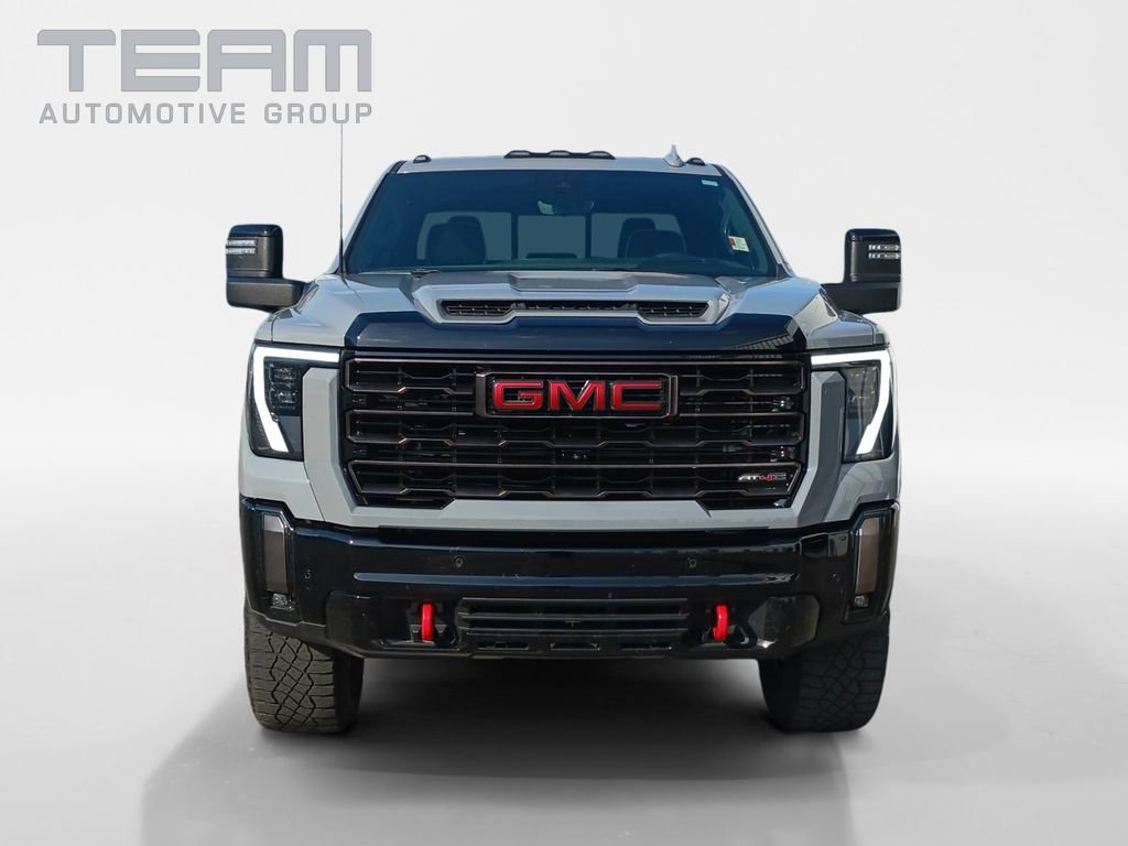 Used 2024 GMC Sierra 2500 AT4X AWD/4WD image 2