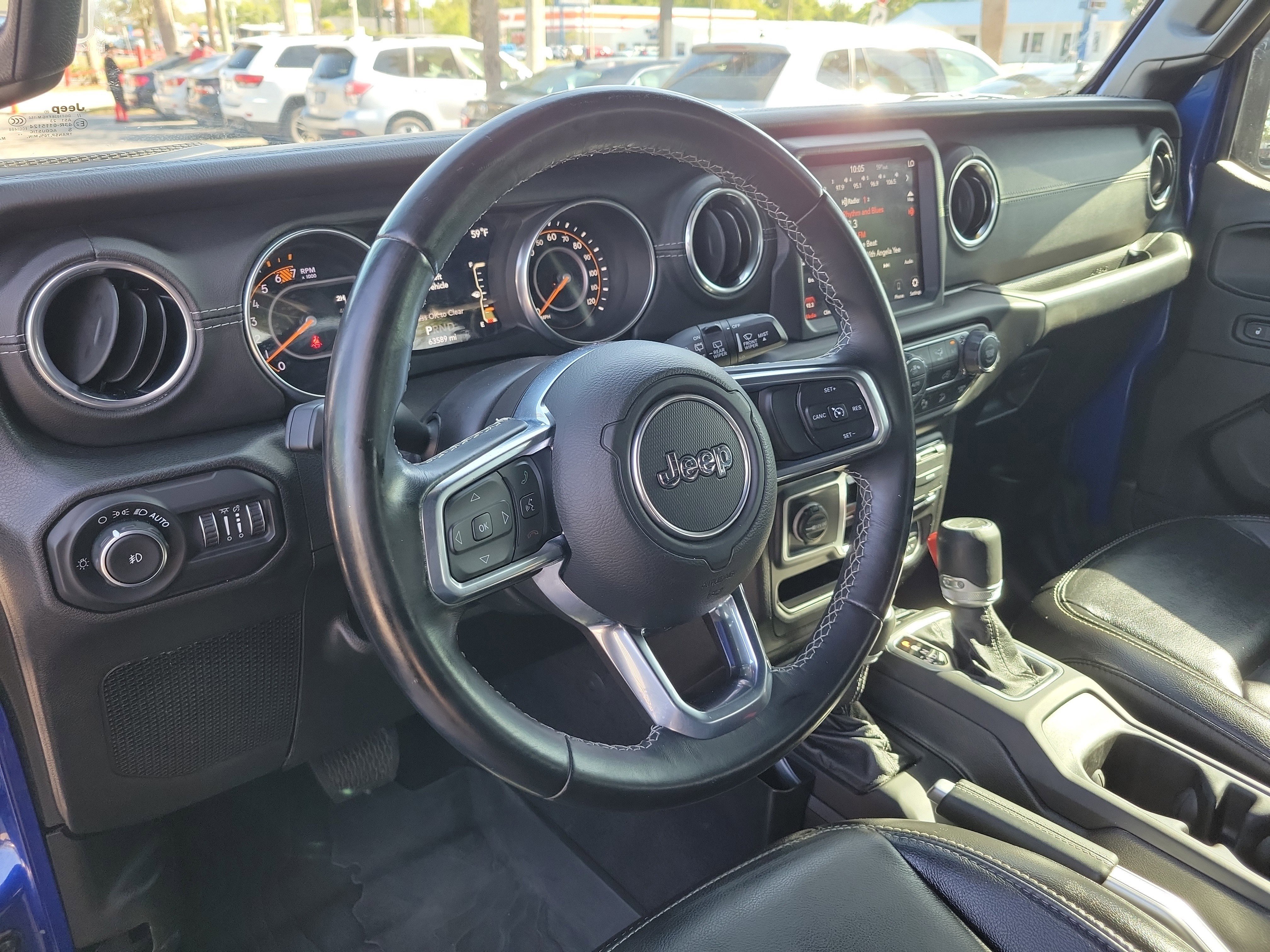 Used 2020 Jeep Wrangler Unlimited Sahara AWD/4WD image 22