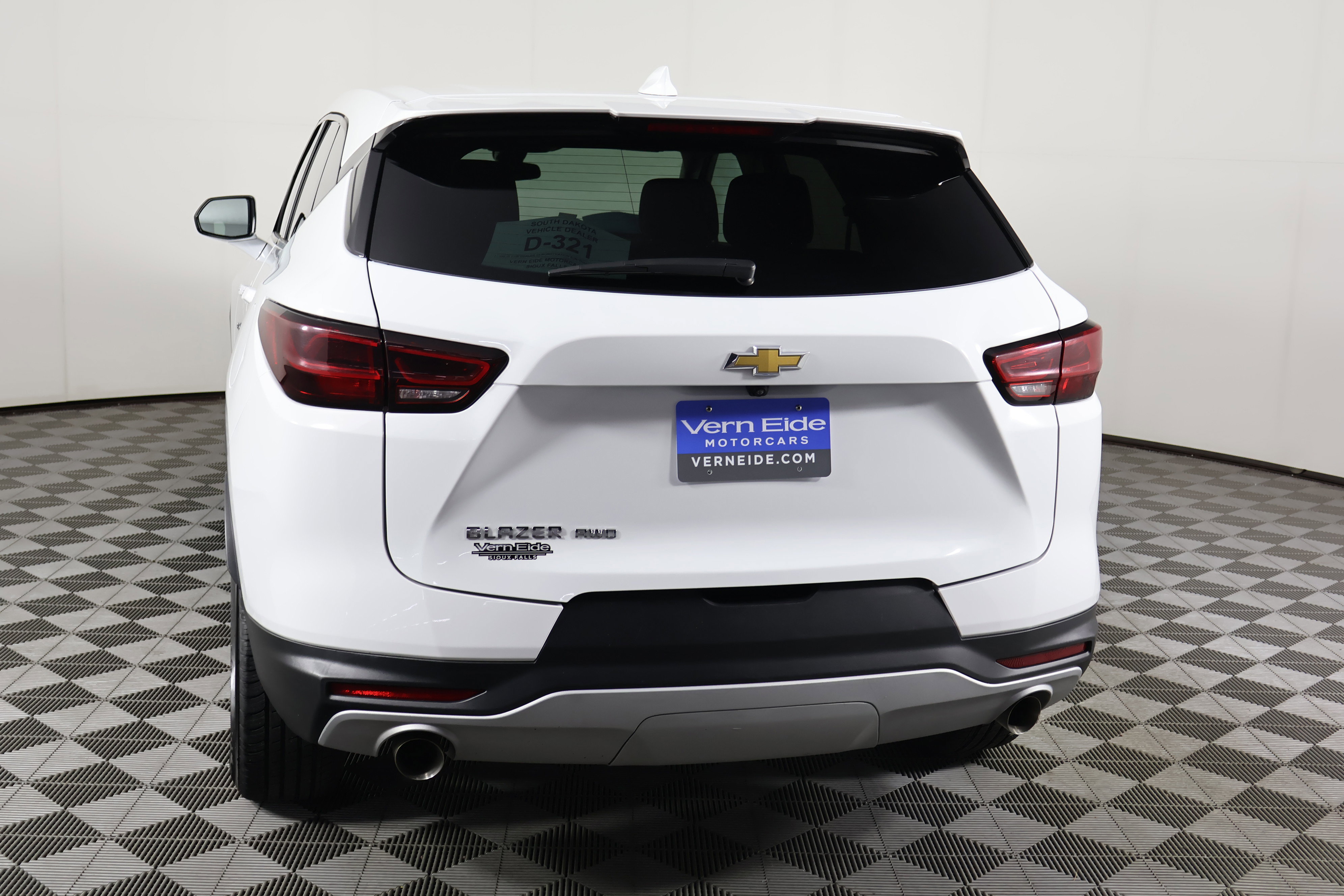 Used 2025 Chevrolet Blazer LT image 7