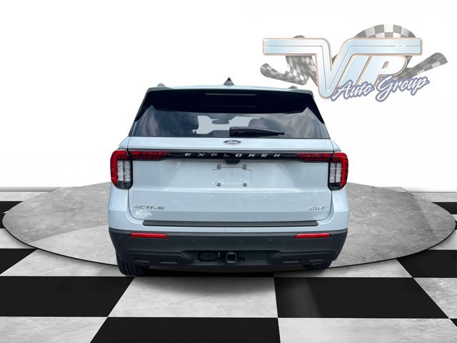 Used 2026 Ford Explorer Active AWD/4WD image 7