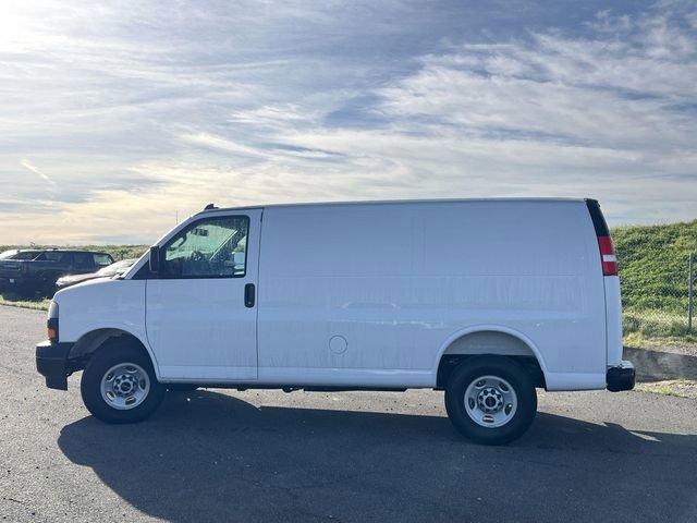 New 2026 GMC Savana 2500 w/ Driver Convenience Package image 6