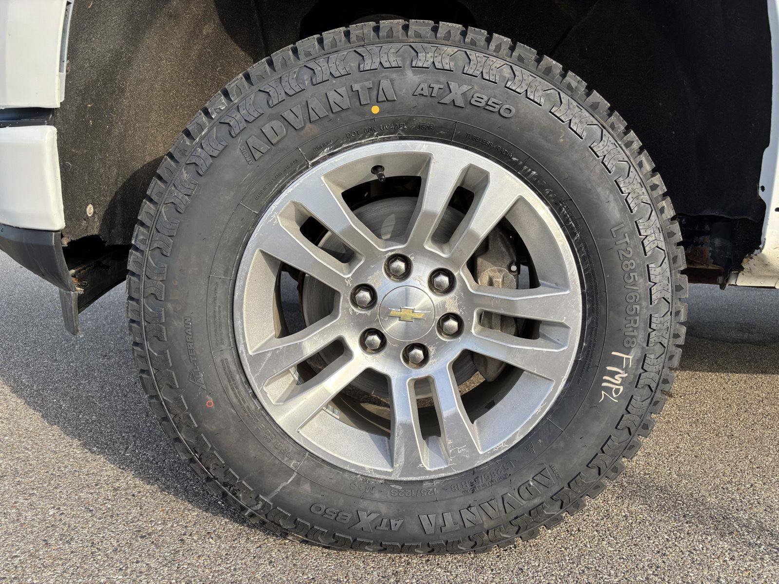 Used 2020 Chevrolet Silverado 1500 LT Trail Boss AWD/4WD image 9