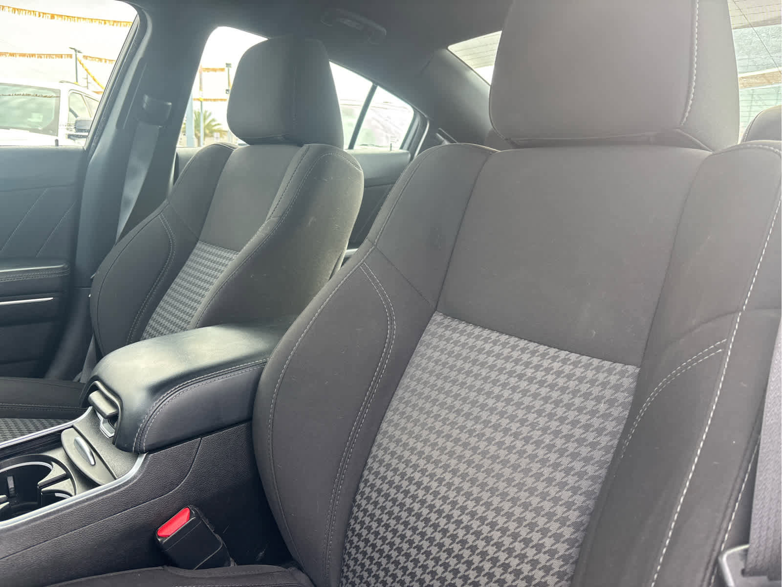 Used 2023 Dodge Charger SXT image 11