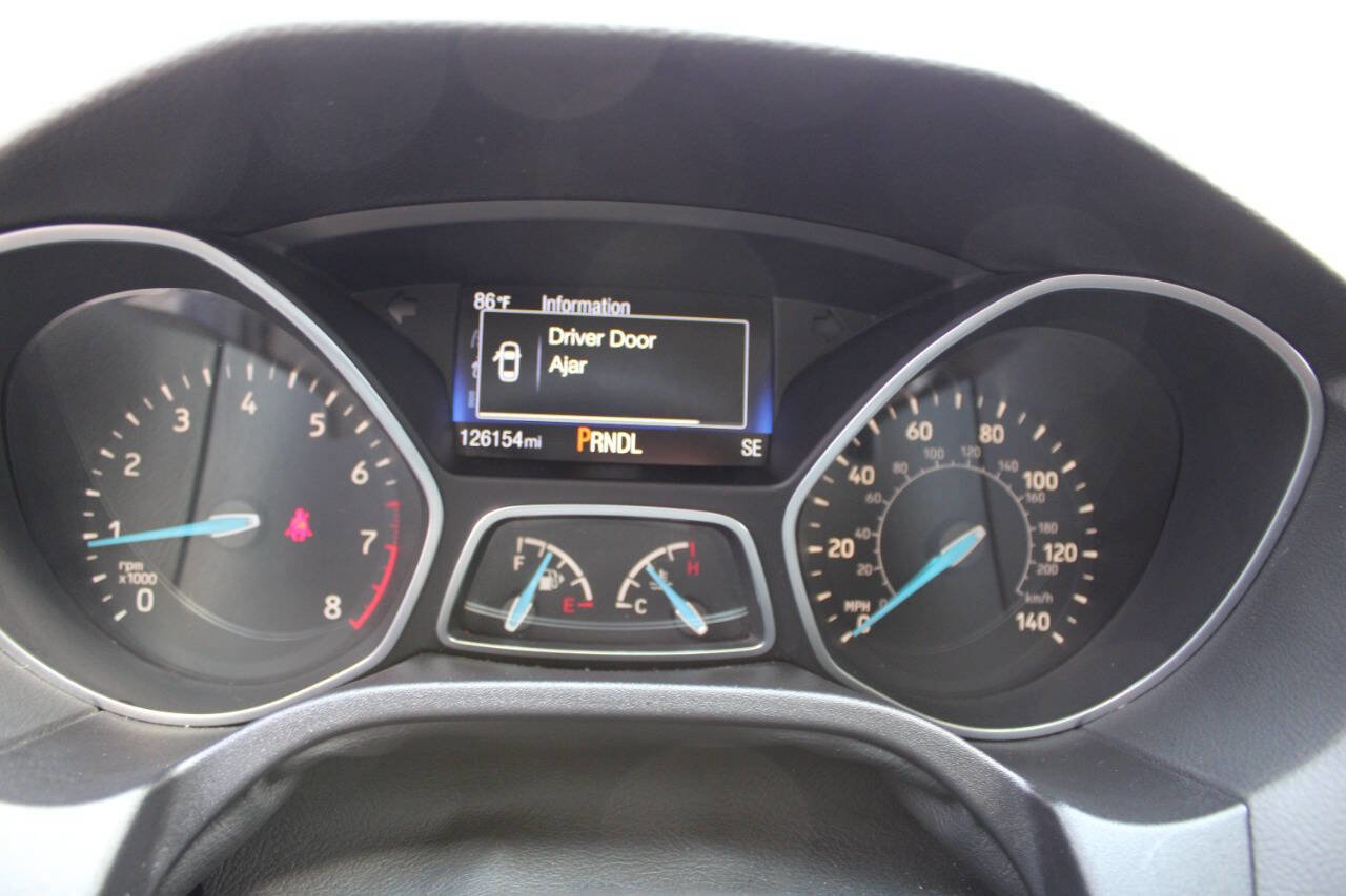 Used 2016 Ford Focus SE image 18