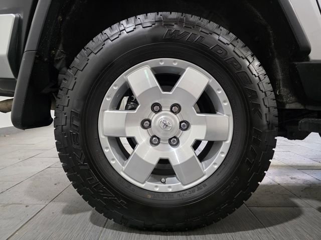 Used 2008 Toyota FJ Cruiser 4WD image 25