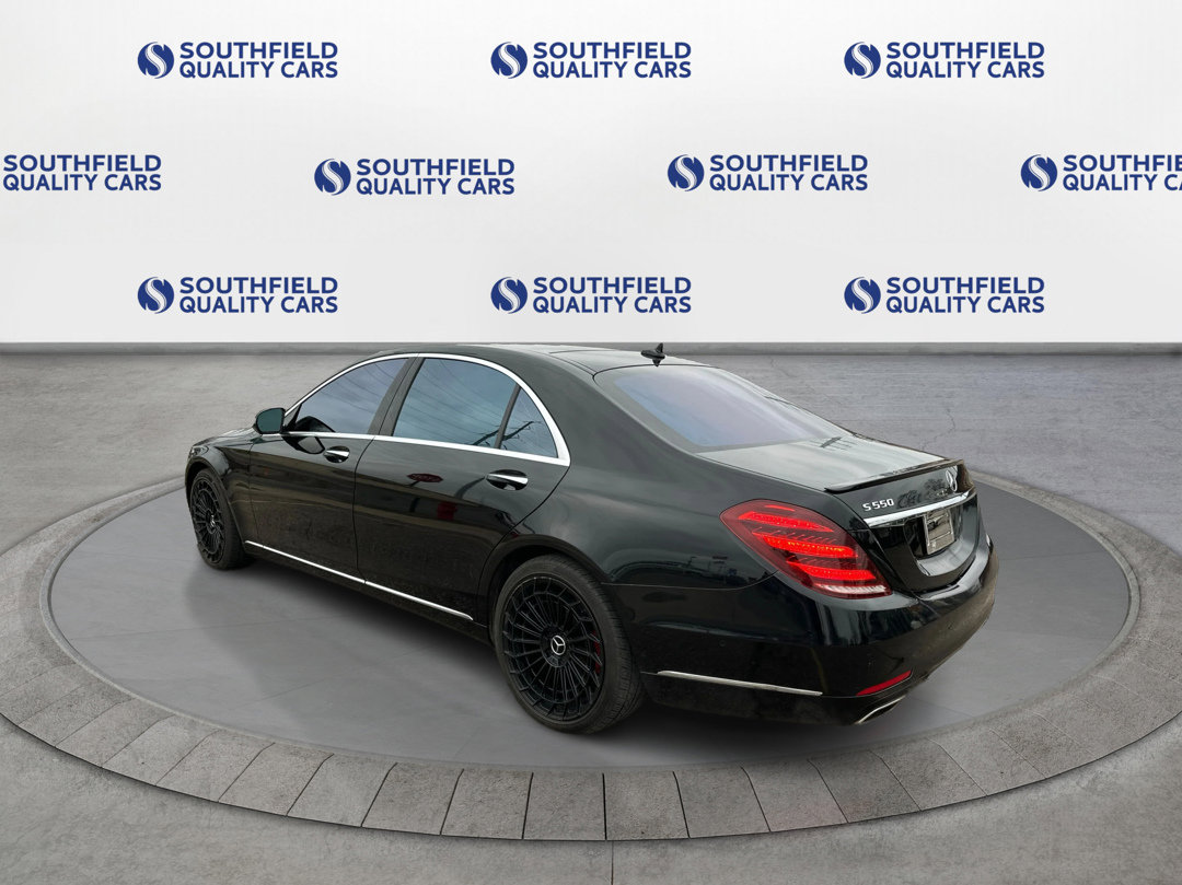 Used 2017 Mercedes-Benz S 550 4MATIC Sedan image 4
