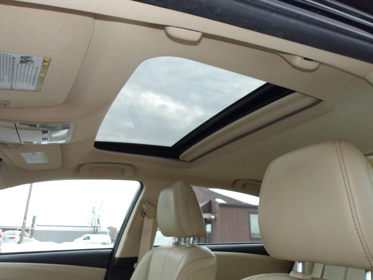 Used 2015 Toyota Avalon XLE Premium image 12