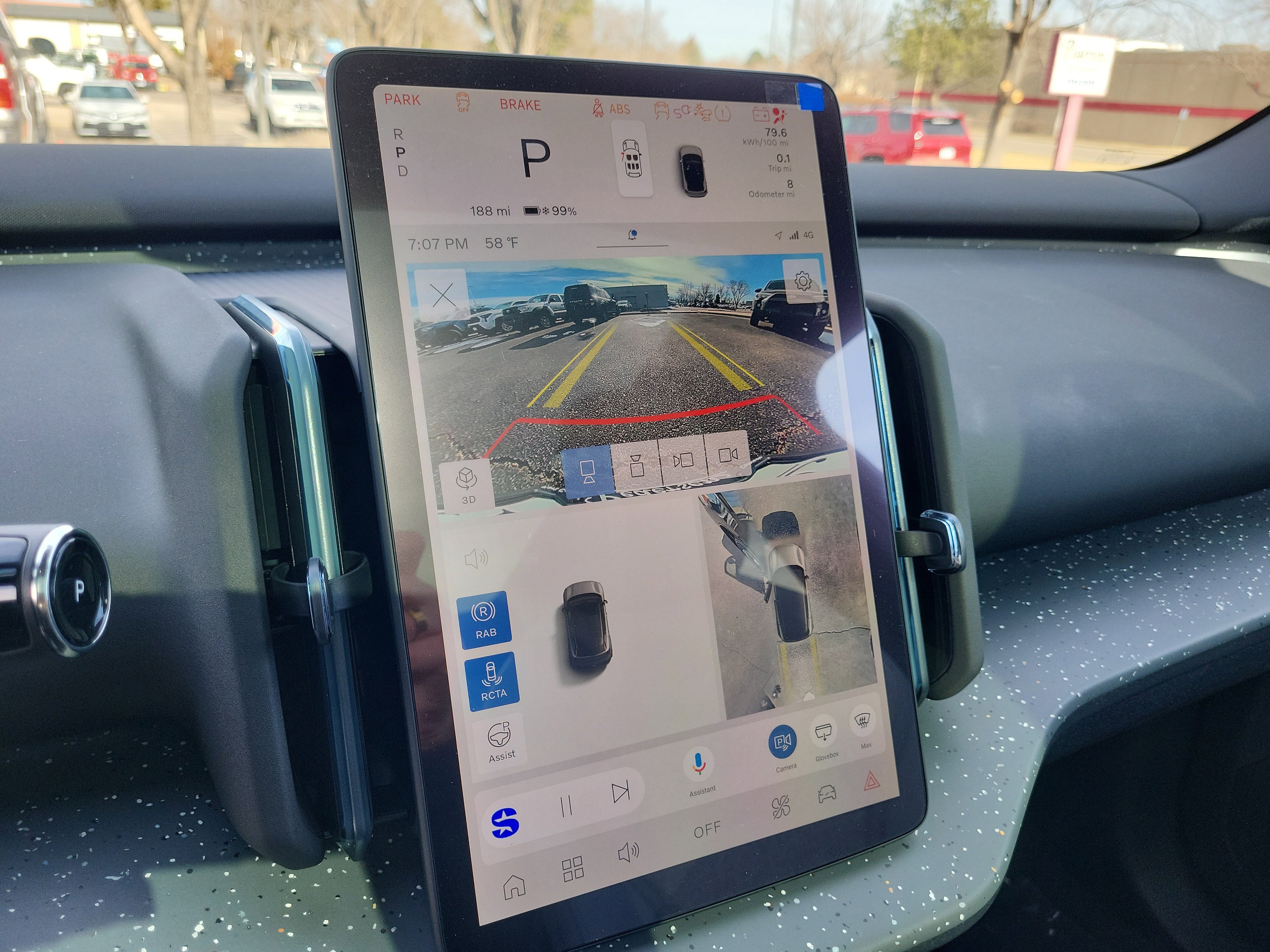 New 2026 Volvo EX30 Ultra w/ Protection Package Premier image 15