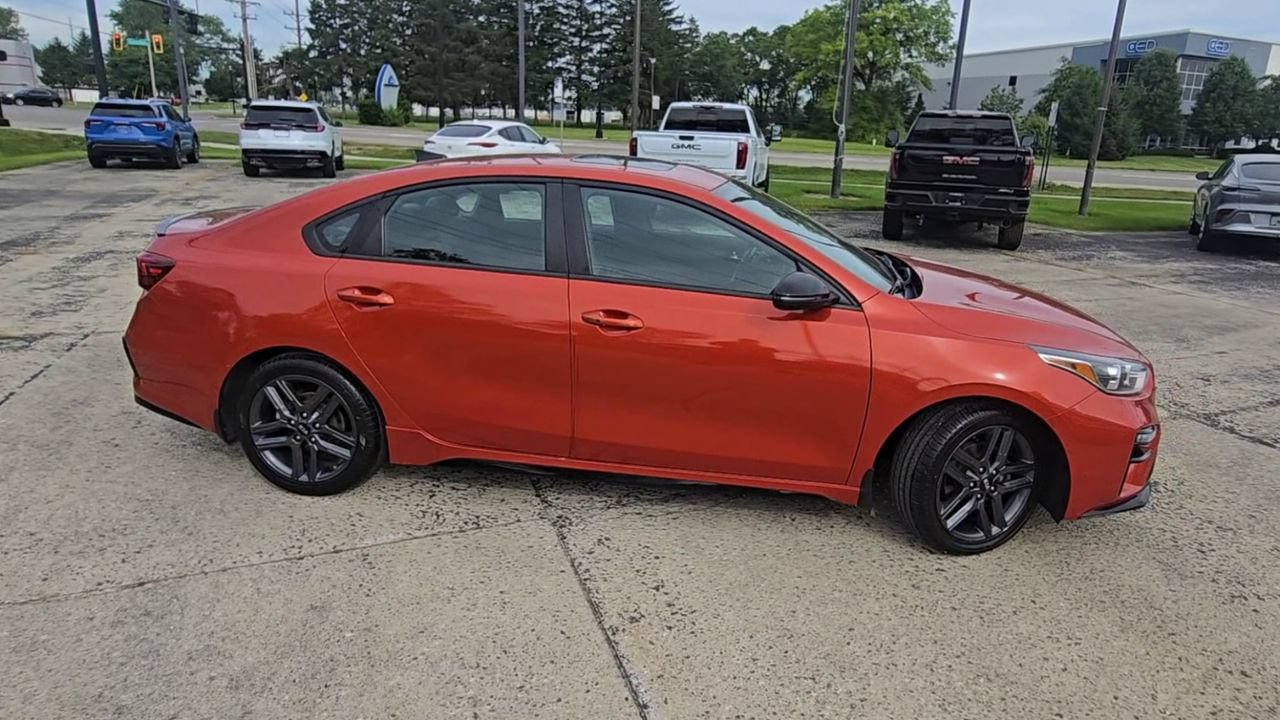 Used 2021 Kia Forte GT-Line w/ GT-Line Premium Package FWD image 11