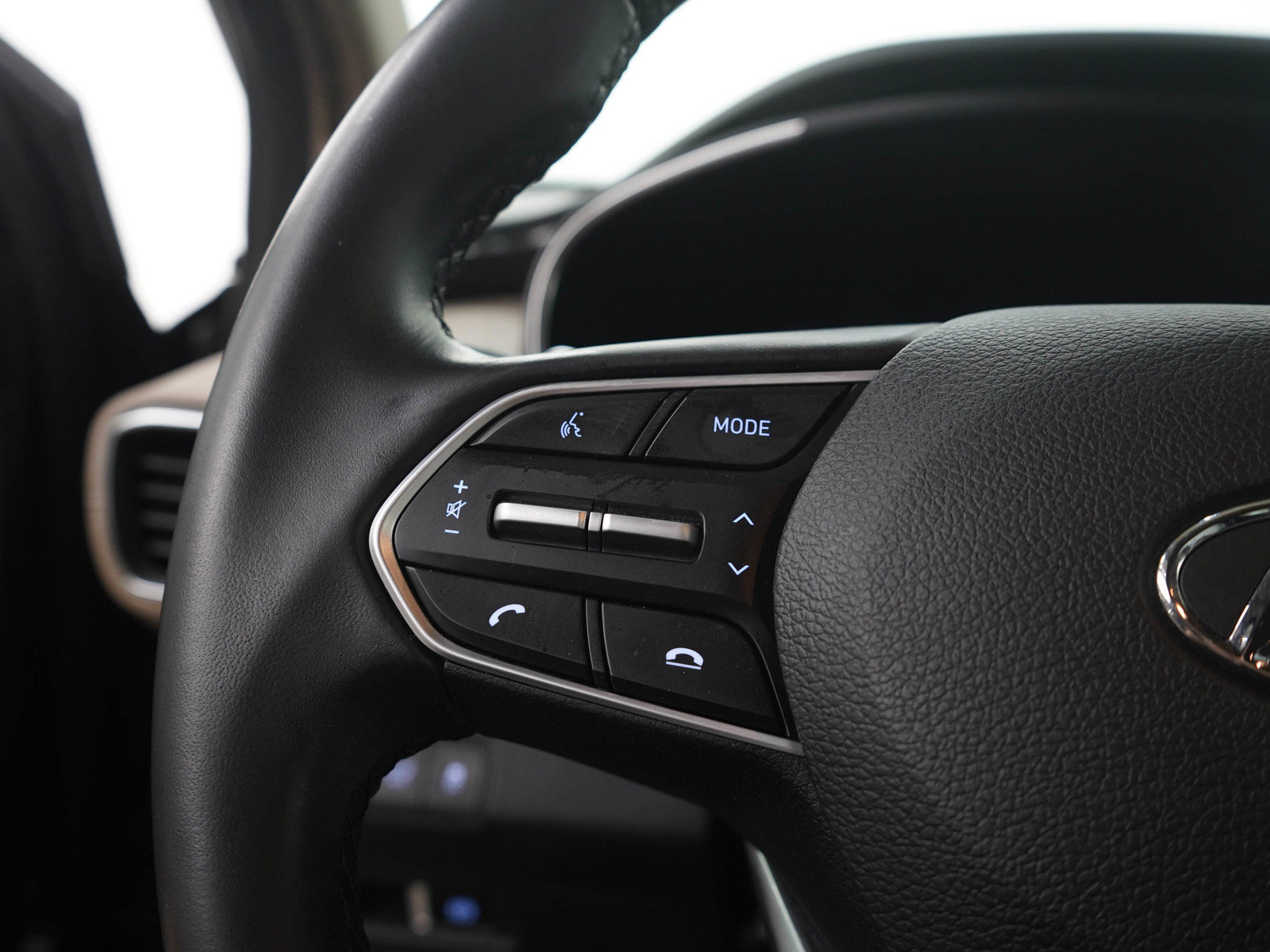 Certified 2023 Hyundai Santa Fe SEL AWD/4WD image 25