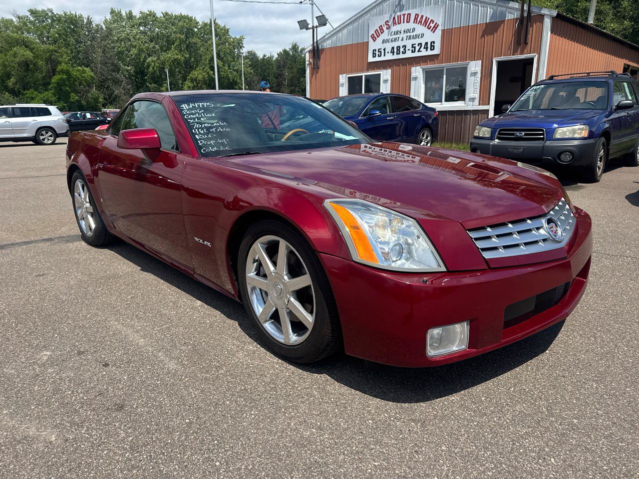 Used 2006 Cadillac XLR RWD image 3