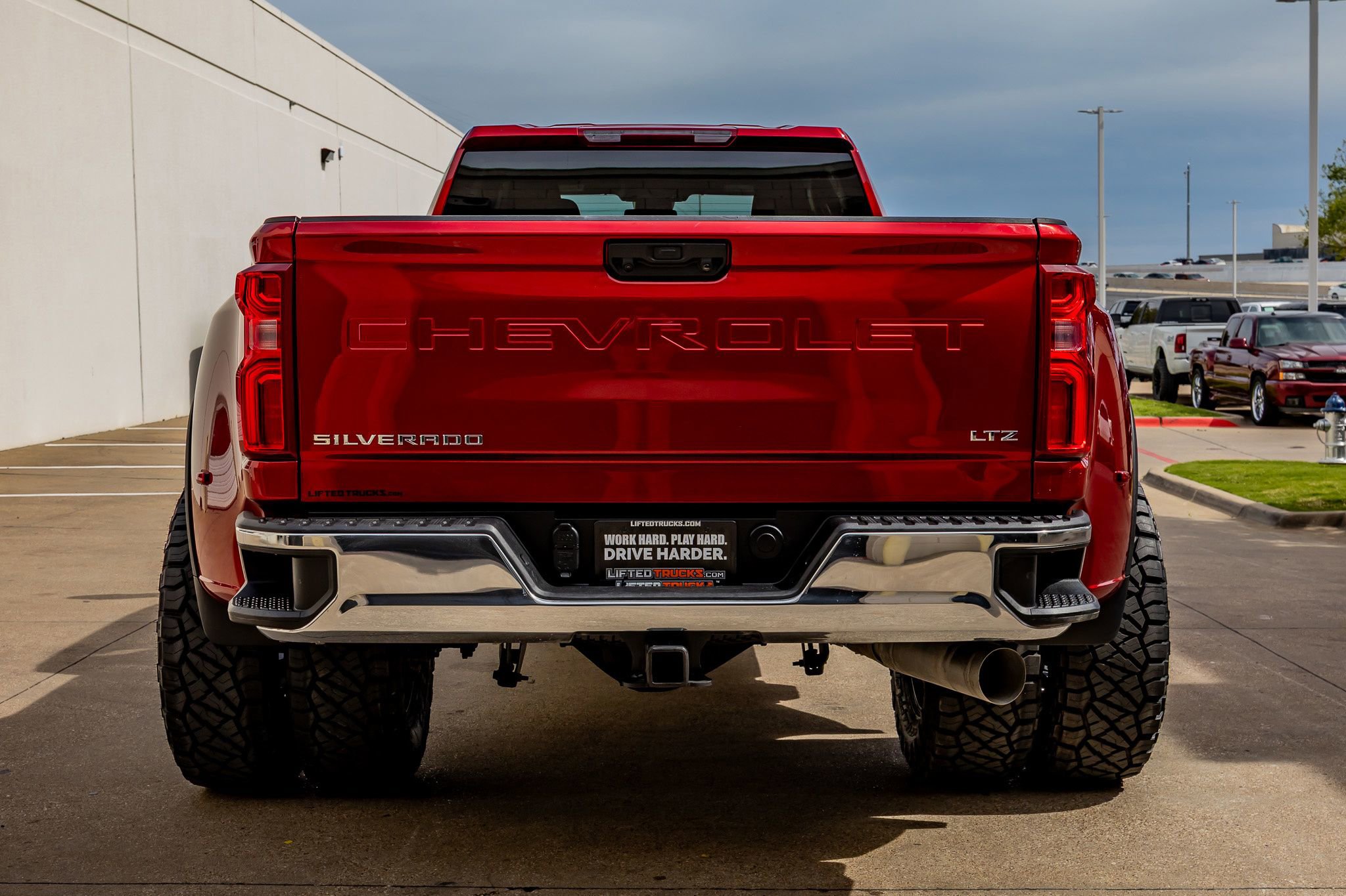 Used 2026 Chevrolet Silverado 3500 LTZ AWD/4WD image 8