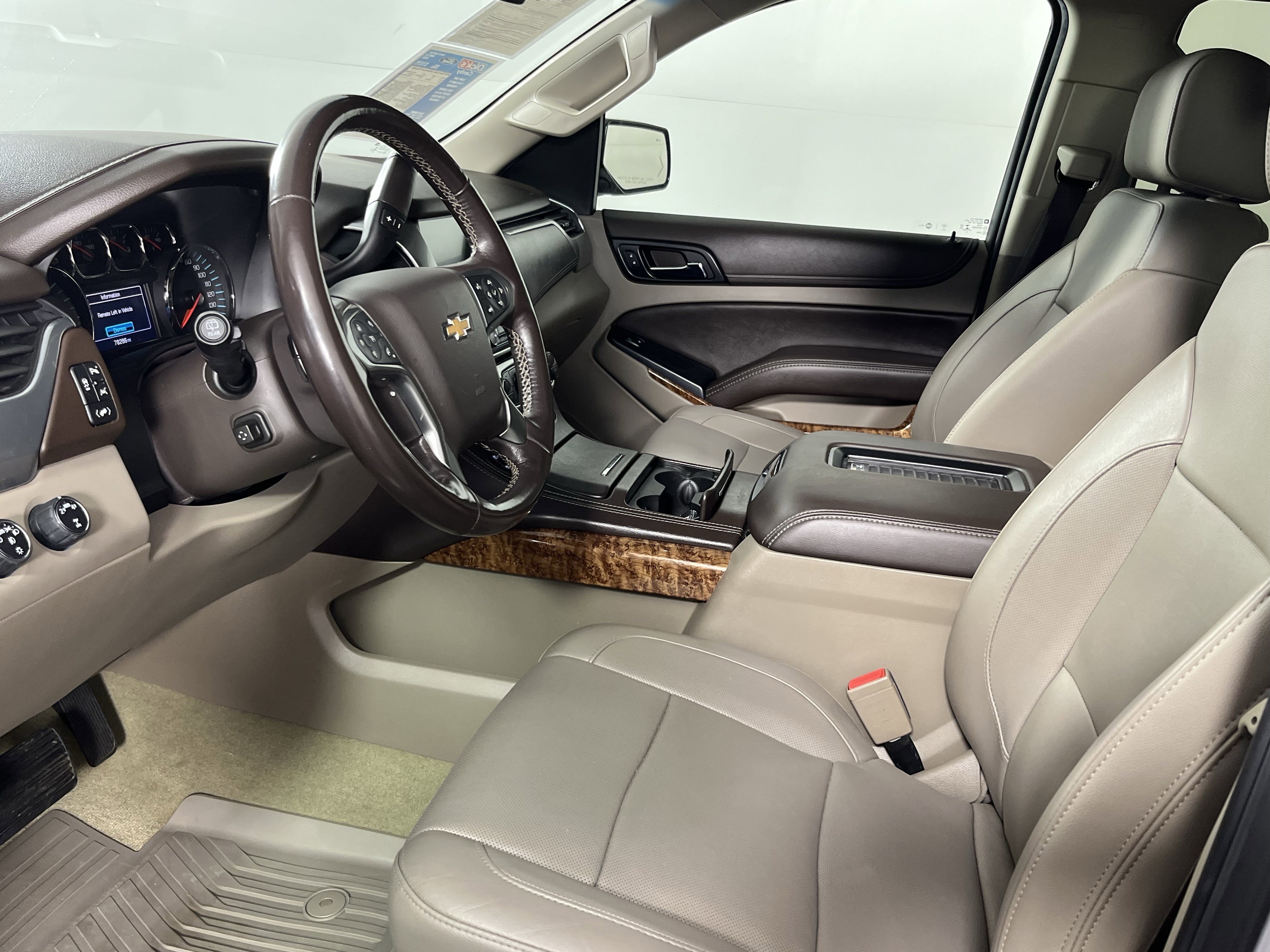 Used 2018 Chevrolet Suburban Premier image 8