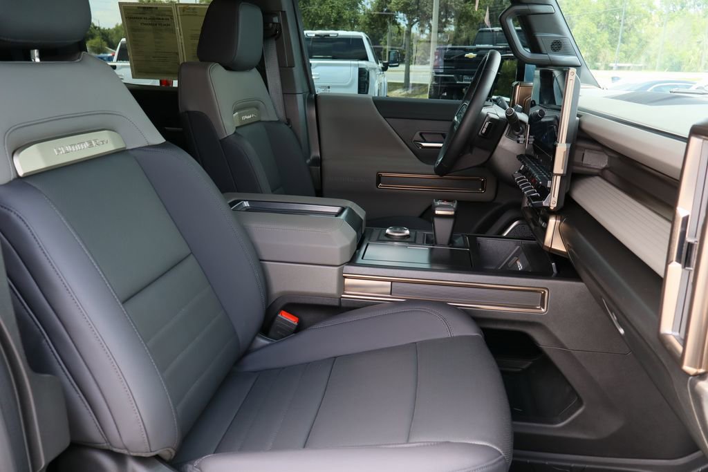 Used 2025 GMC Hummer EV 3X AWD/4WD image 34