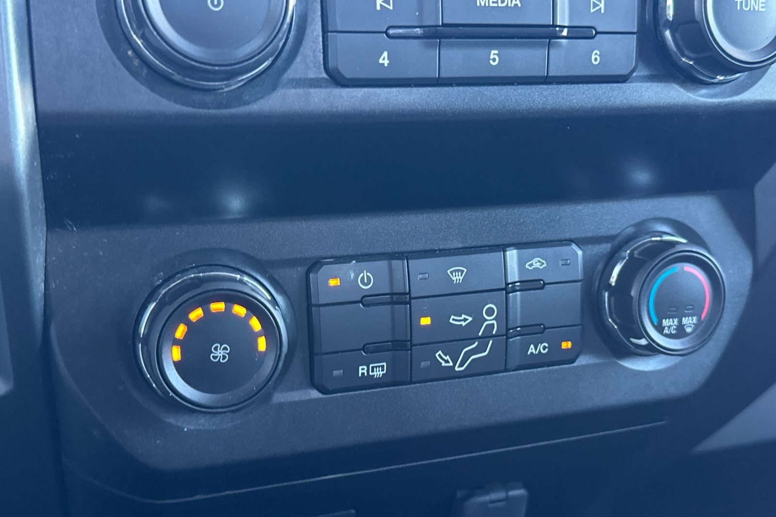 Used 2021 Ford F250 XLT w/ XLT Value Package image 17