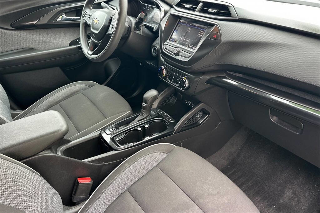 Used 2023 Chevrolet TrailBlazer LT image 17