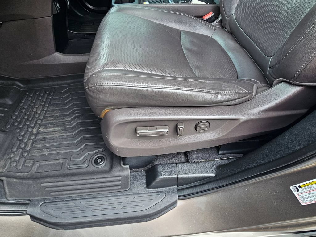 Used 2019 Honda Odyssey Elite image 19