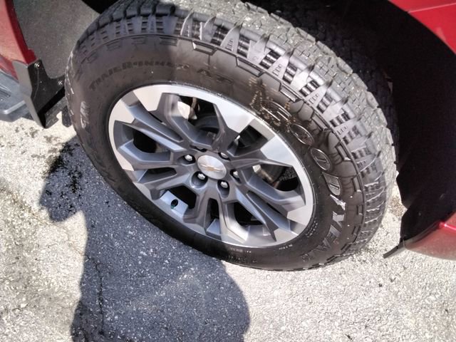 Used 2024 Chevrolet Silverado 1500 High Country w/ Technology Package AWD/4WD image 17