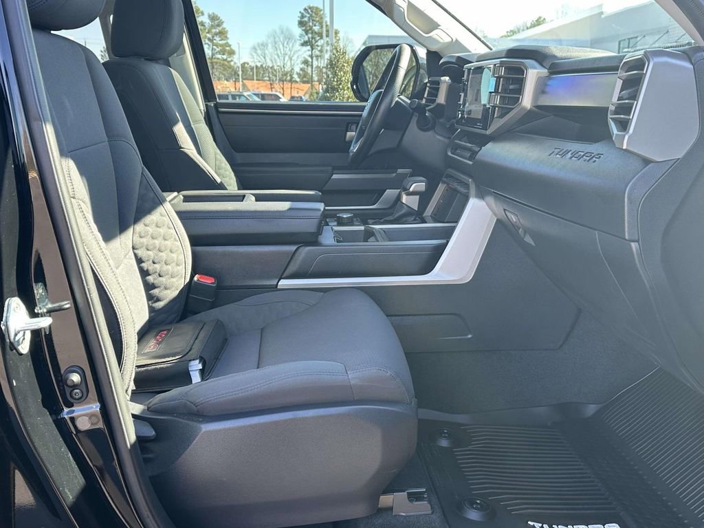 Used 2023 Toyota Tundra SR5 w/ SR5 Convenience Package image 4