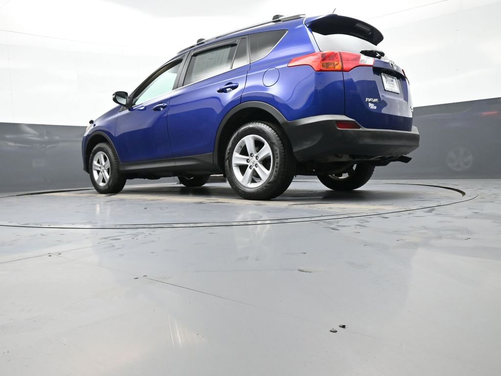 Used 2014 Toyota RAV4 XLE image 32