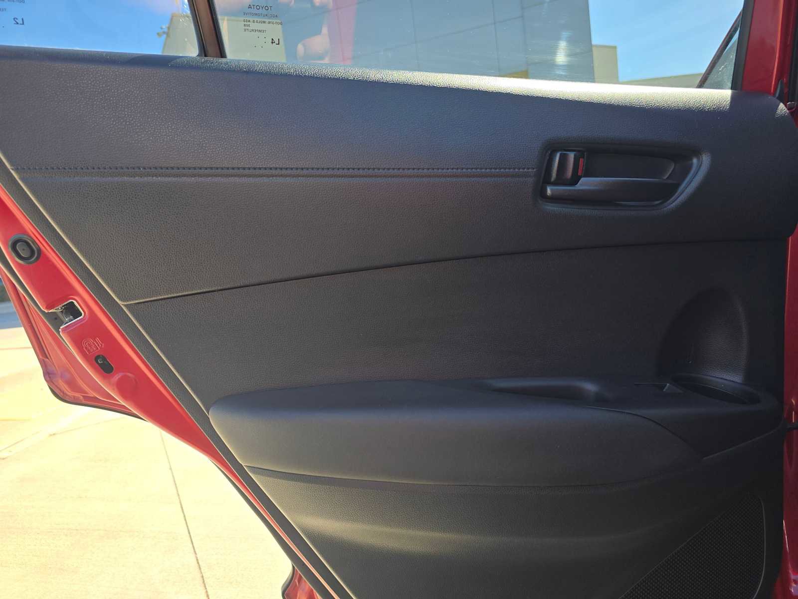 Used 2023 Toyota Corolla Cross LE image 17