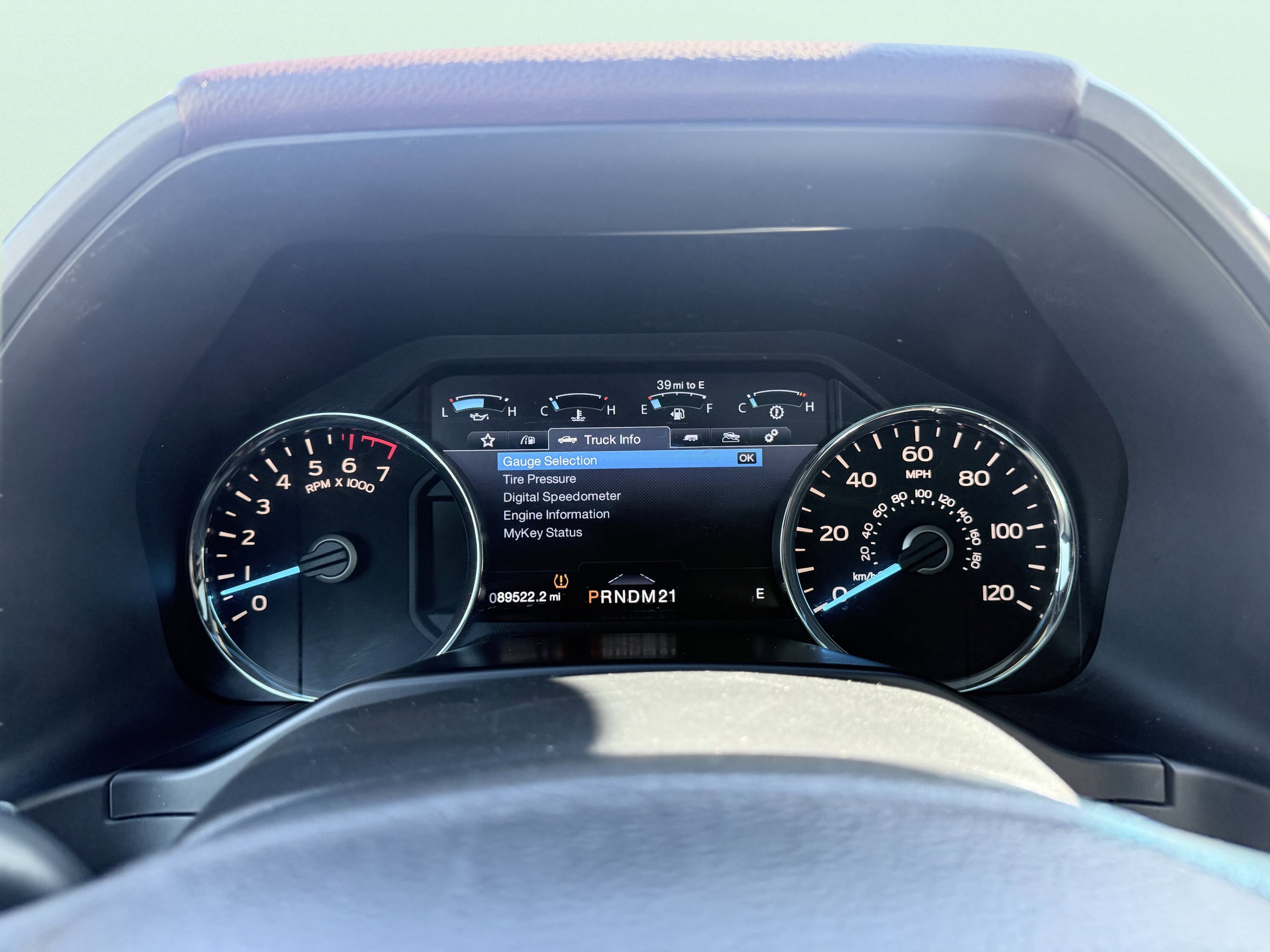 Used 2016 Ford F150 Platinum w/ Equipment Group 701A Luxury image 39