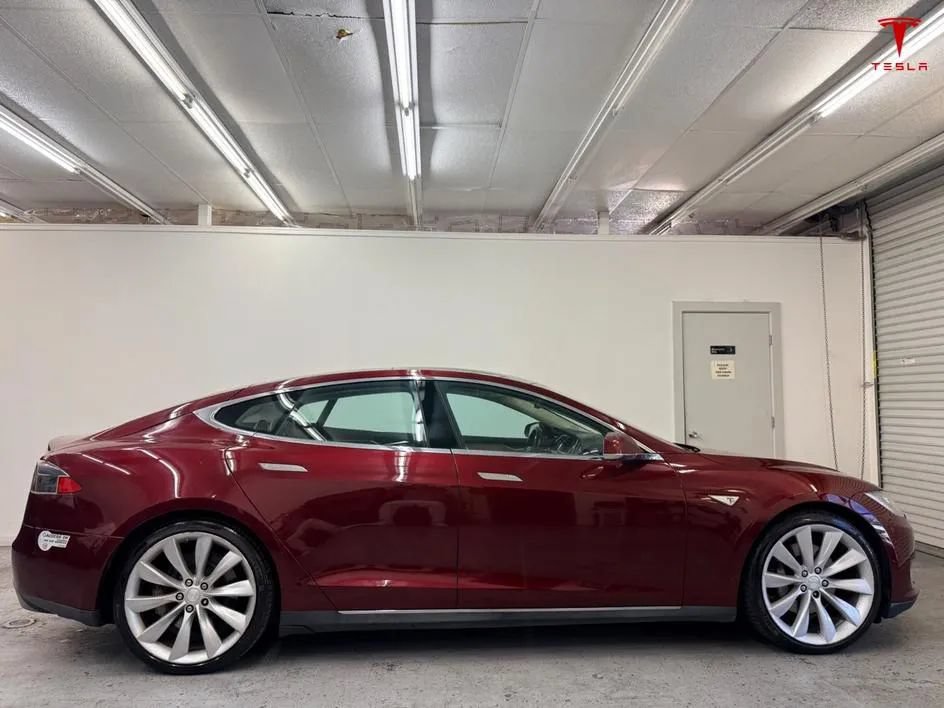 Used 2012 Tesla Model S Signature Performance RWD image 8