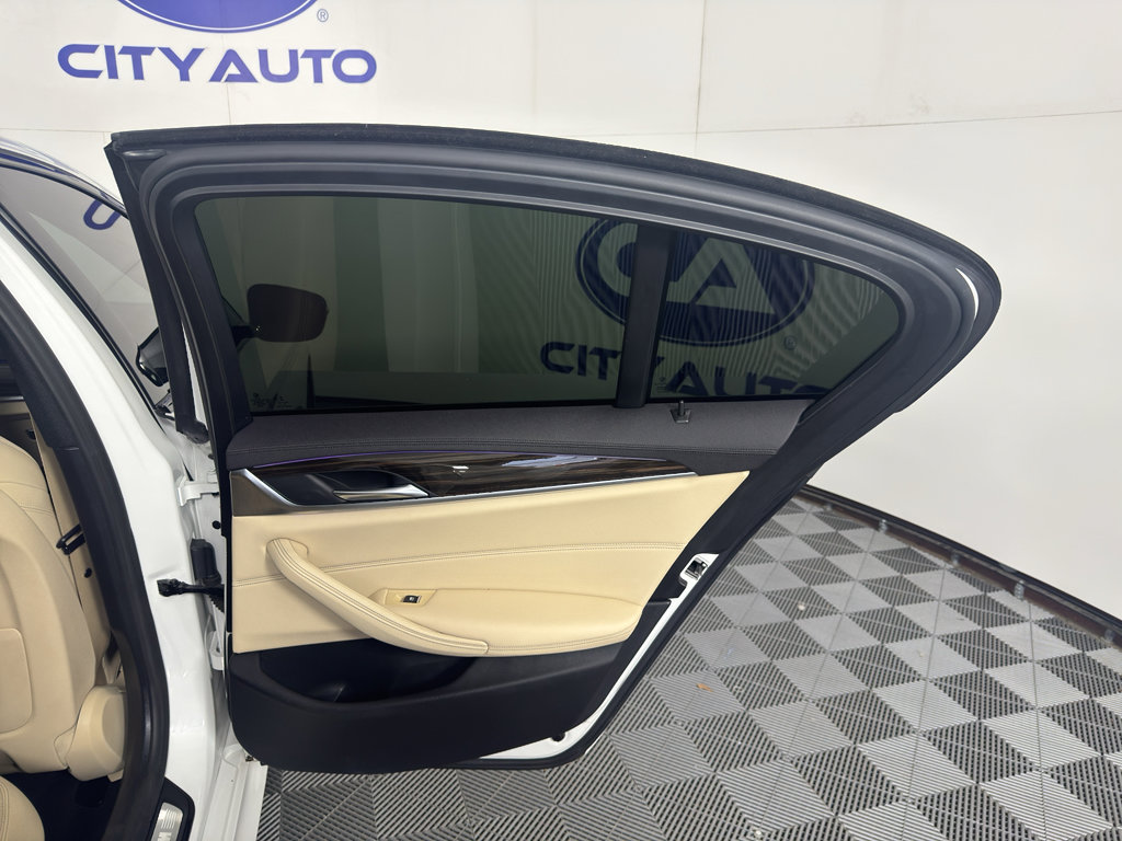 Used 2020 BMW 540i w/ M Sport Package RWD image 37