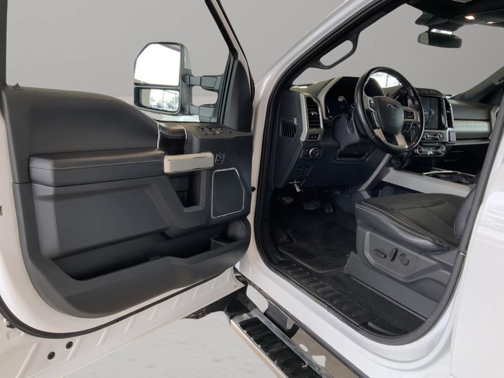 Used 2022 Ford F250 Lariat w/ Lariat Ultimate Package AWD/4WD image 17
