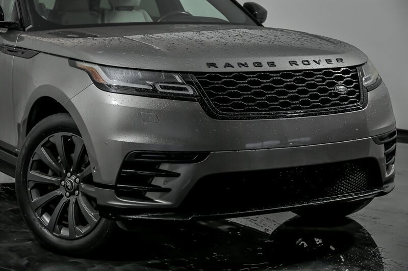 Used 2018 Land Rover Range Rover Velar R-Dynamic SE AWD/4WD image 2