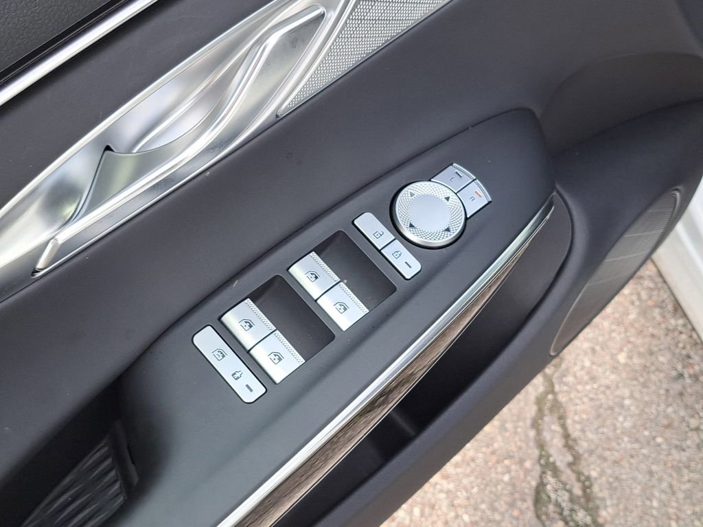 Used 2025 Genesis GV70 2.5T image 22