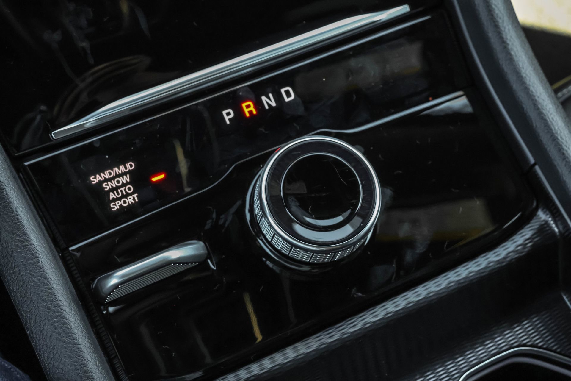 New 2025 Jeep Grand Cherokee Limited w/ Luxury Tech Group II image 23