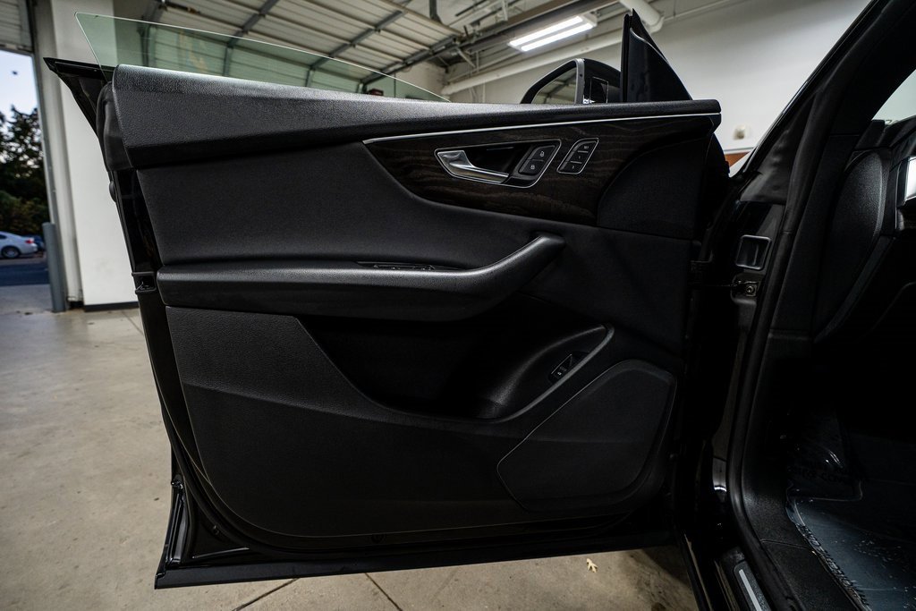 Used 2020 Audi Q8 Premium w/ Black Optic Package image 30
