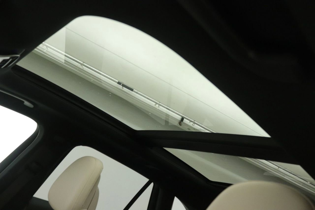 New 2026 Mercedes-Benz GLC 300 image 14