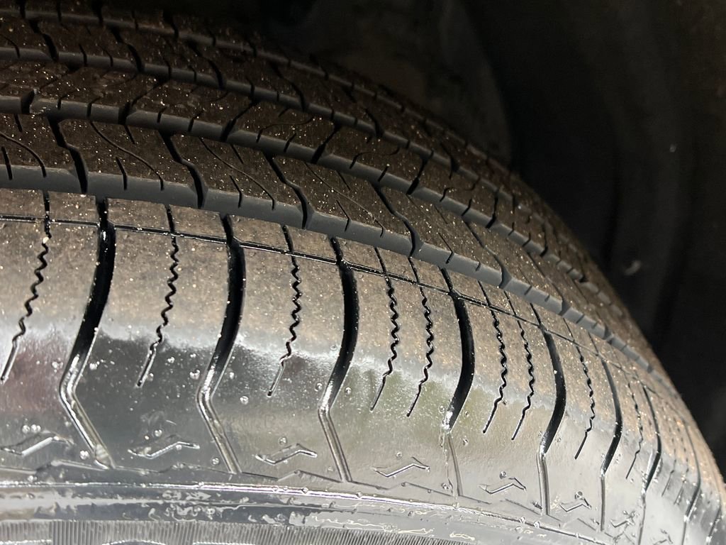 Used 2023 Toyota Highlander XLE image 27