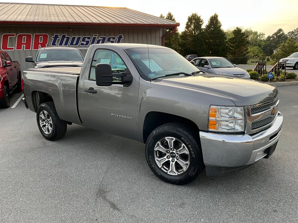 Used 2013 Chevrolet Silverado 1500 W/T w/ LS Package image 2