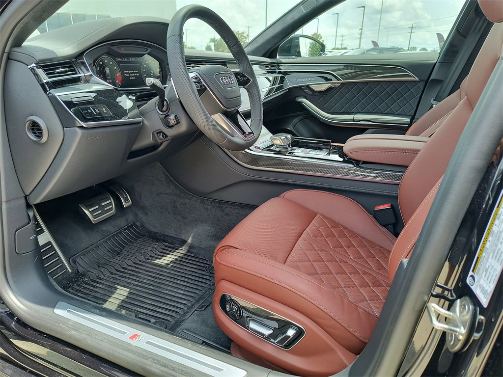 New 2025 Audi S8 image 2