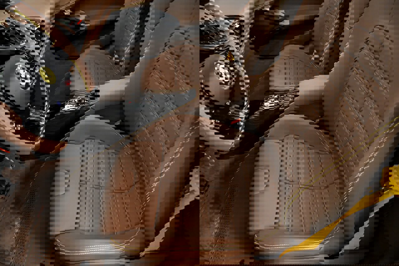 Used 2024 Ferrari SF90 Spider image 24